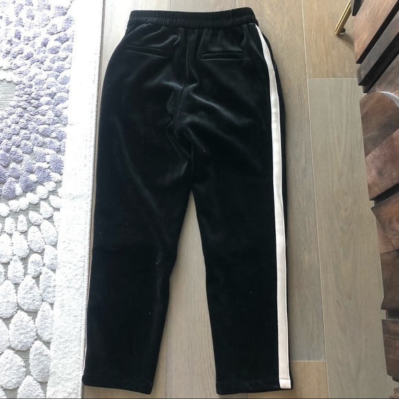 Black velour velvet sweatpants elastic size large classic casual comfort - Picture 2 of 7